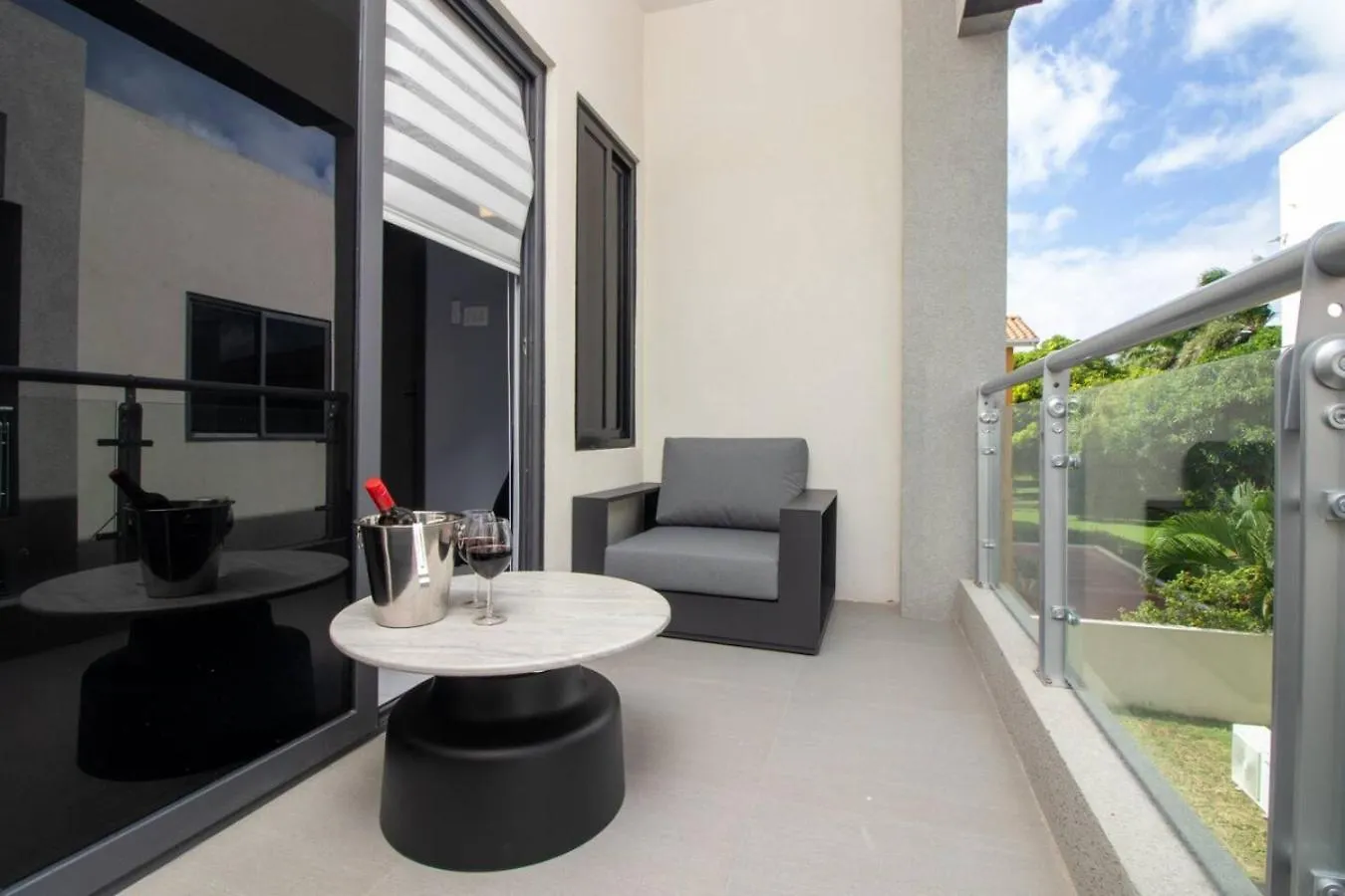 Holiday home Coastal Escape In Riviera Tower Isle Beach Neaby St Mary